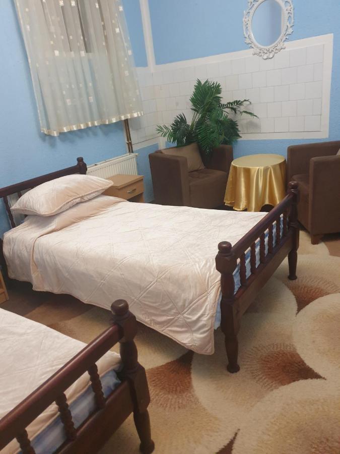 Guesthouse Prenociste Faraon Pljevlja Exteriör bild