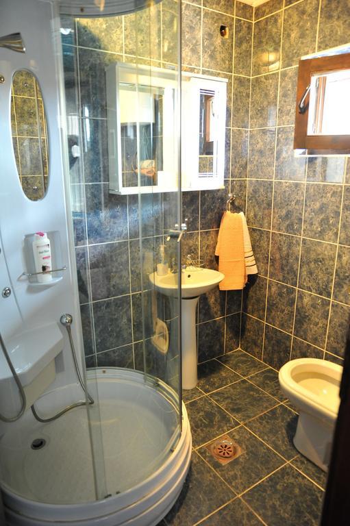 Guesthouse Prenociste Faraon Pljevlja Rum bild
